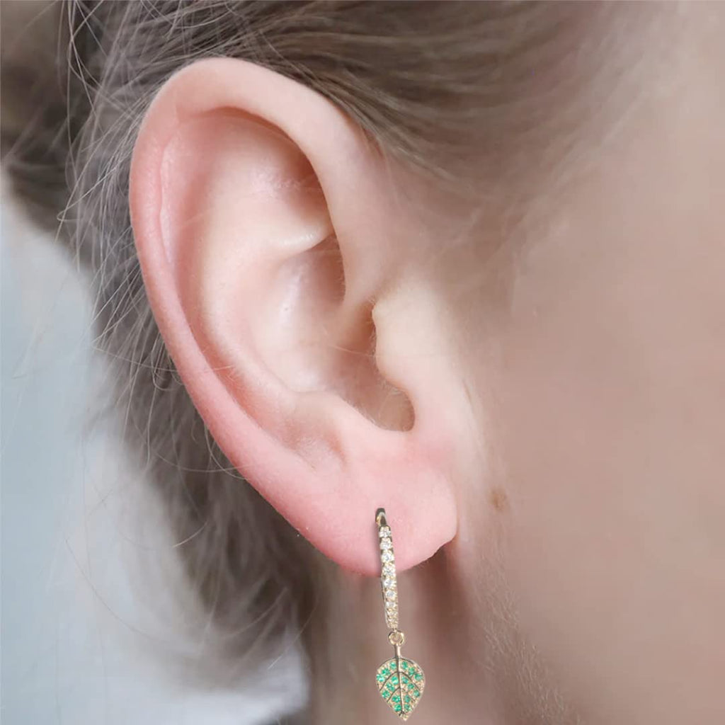 Arracadas Hojas con Zirconia Verde Aleah Jewelry vista 3