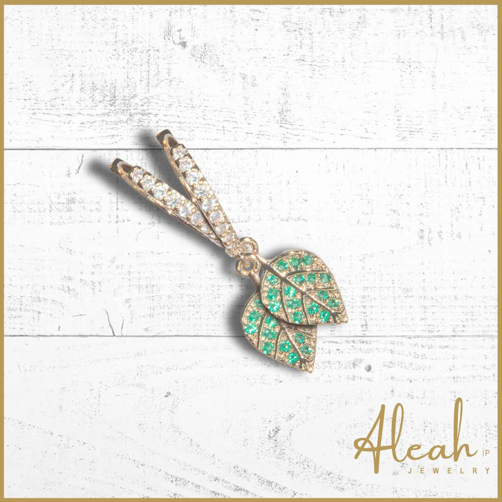 Arracadas Hojas con Zirconia Verde Aleah Jewelry vista 4