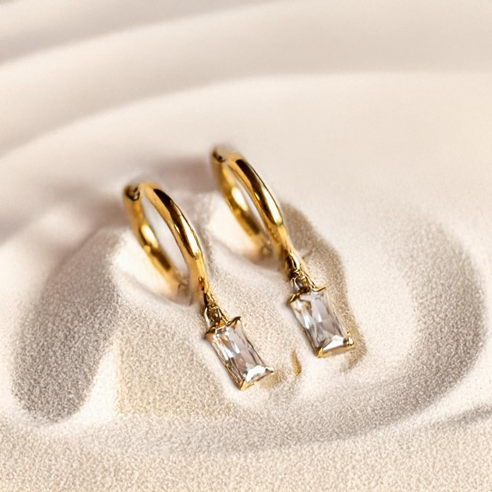 Arracadas con Zirconia Rectangular Aleah Jewelry vista 2